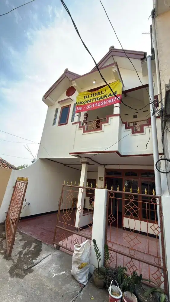DIJUAL/DIKONTRAKAN RUMAH 2 LANTAI