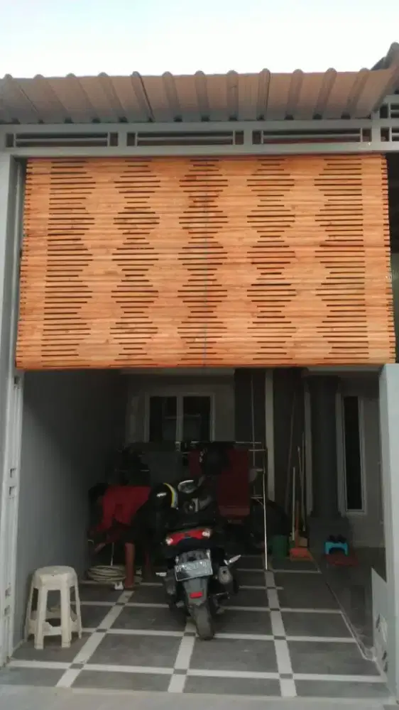 Tirai bambu dan juga Tirai rotan