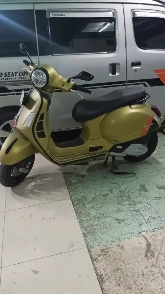 Vespa GTS igets Super Sport