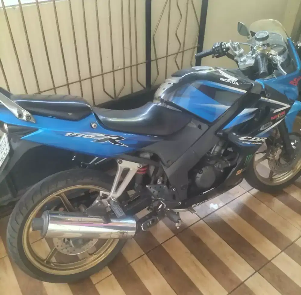 Honda CBR Old 2007 - Ganteng Maksimal