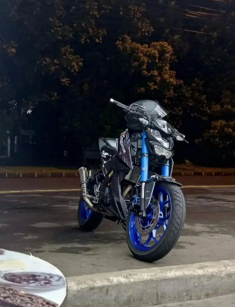 Xabre Naked modifikasi tipis-tipis