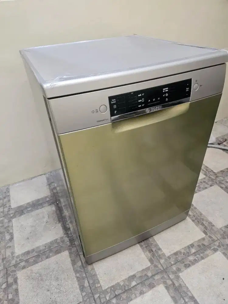 BOSCH CUCI PIRING - SILENCEPLUS SMS46GI01P – KONDISI SANGAT ISTIMEWA