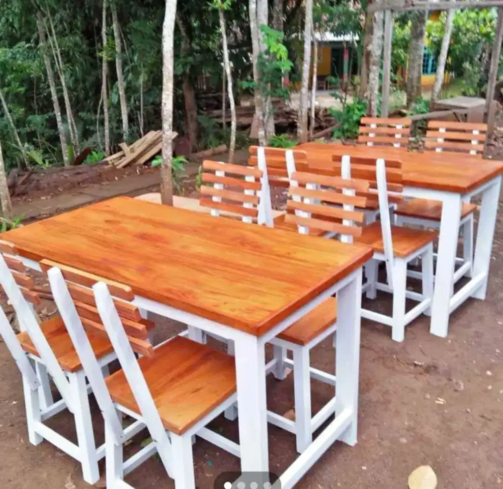 di juwal meja kursi lestoran 1 set