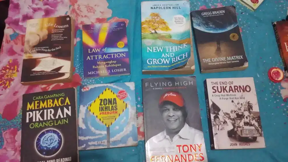 Jual buku dan majalah borongan kondisi masih bagus