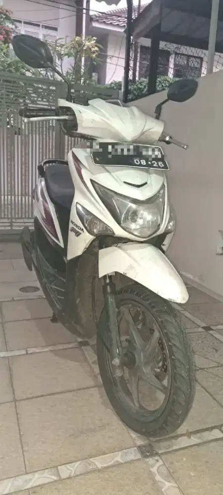 Dijual segera Motor Honda Beat Pop tahun 2015 kondisi bagus,siap pakai