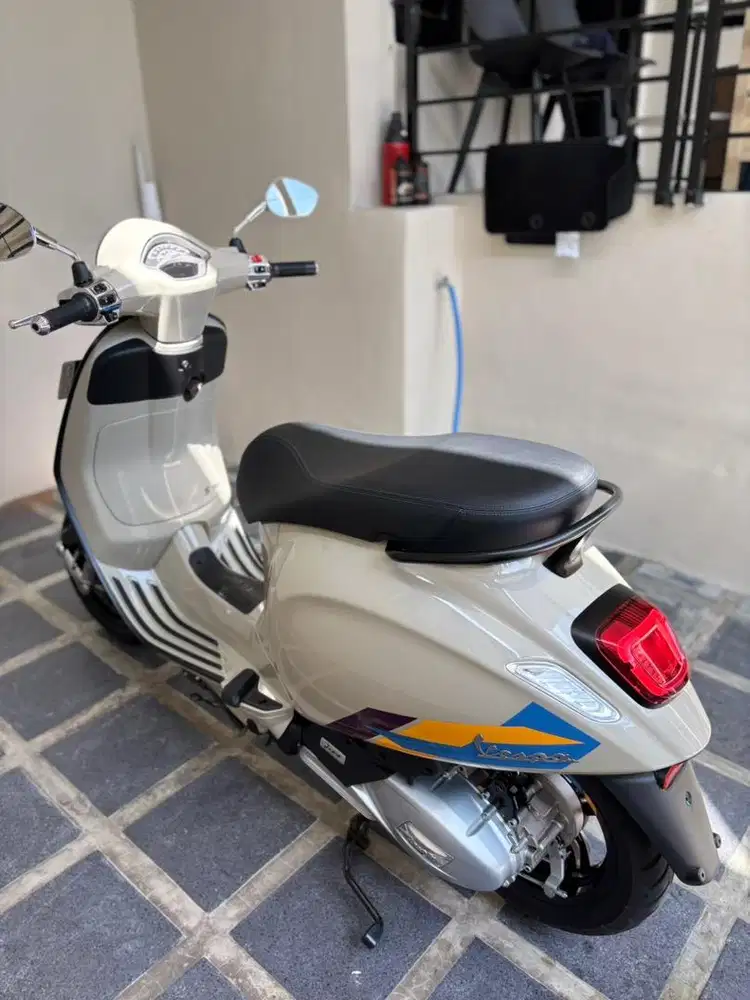 Di Jual Vespa primavera i get 150 cc Beige