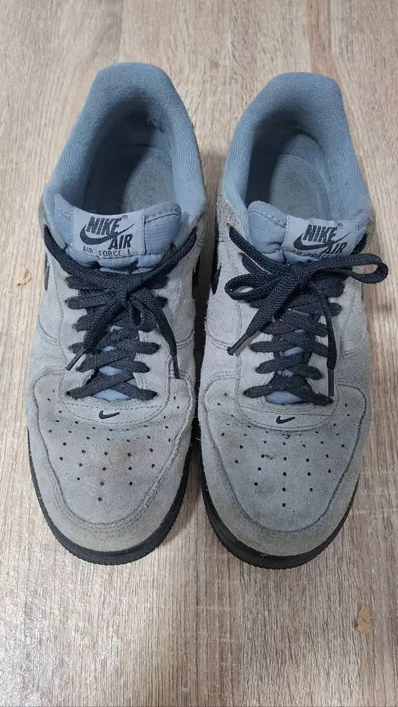 Nike Air Force Grey