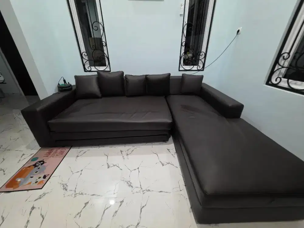 Sofa Coklat Tua