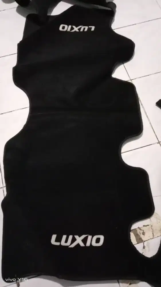karpet mobil  Luxio