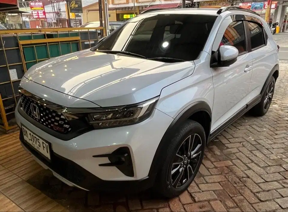 Honda WRV RS CVT 2023 pemakaian 2024