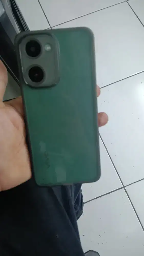 Vivo y03 jaringan5g ram8/256
