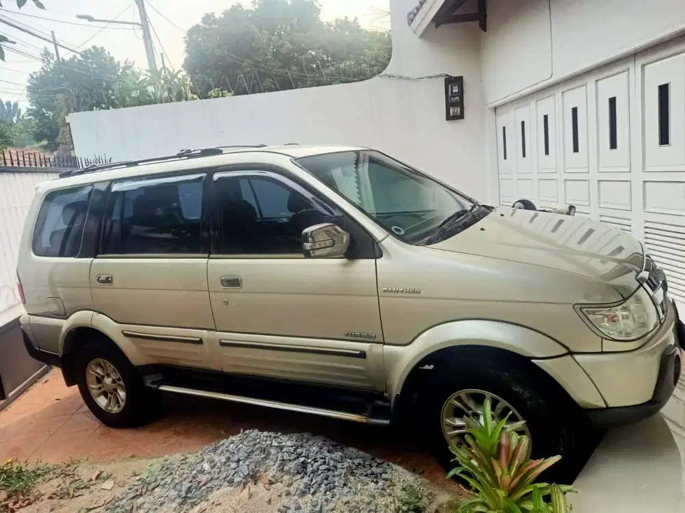 Isuzu Grand touring 2016 Diesel
