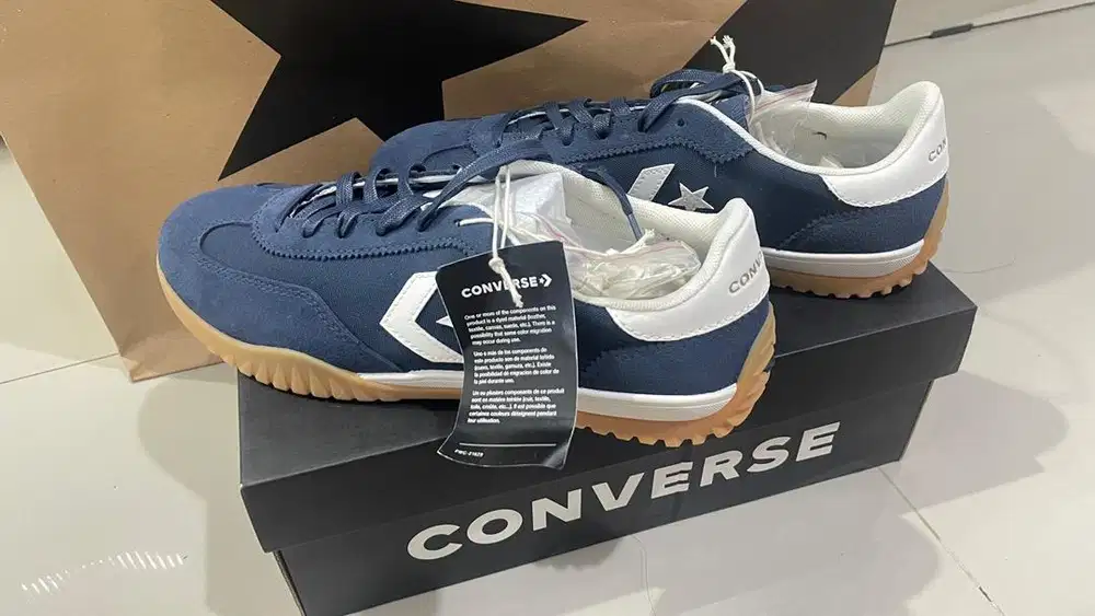 Sepatu Convers Uk 42 Jaminan Original