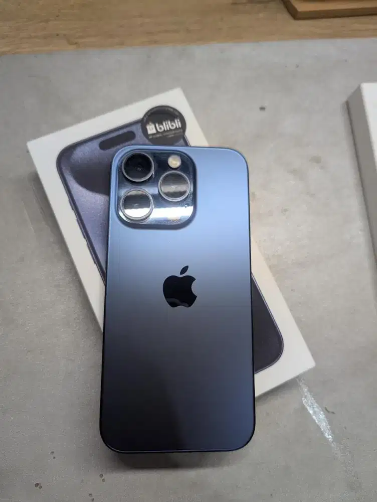 iphone 15 pro 128gb ex blibli resmi titanium blue