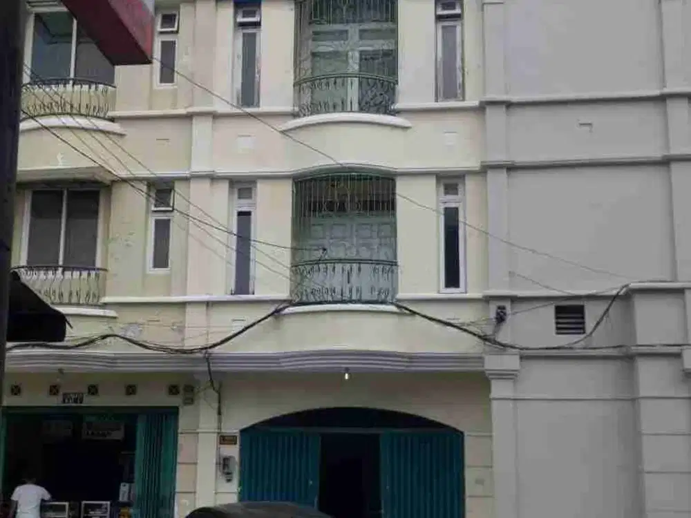 Dijual Ruko 3 lantai lokasi di Blimbing - Malang