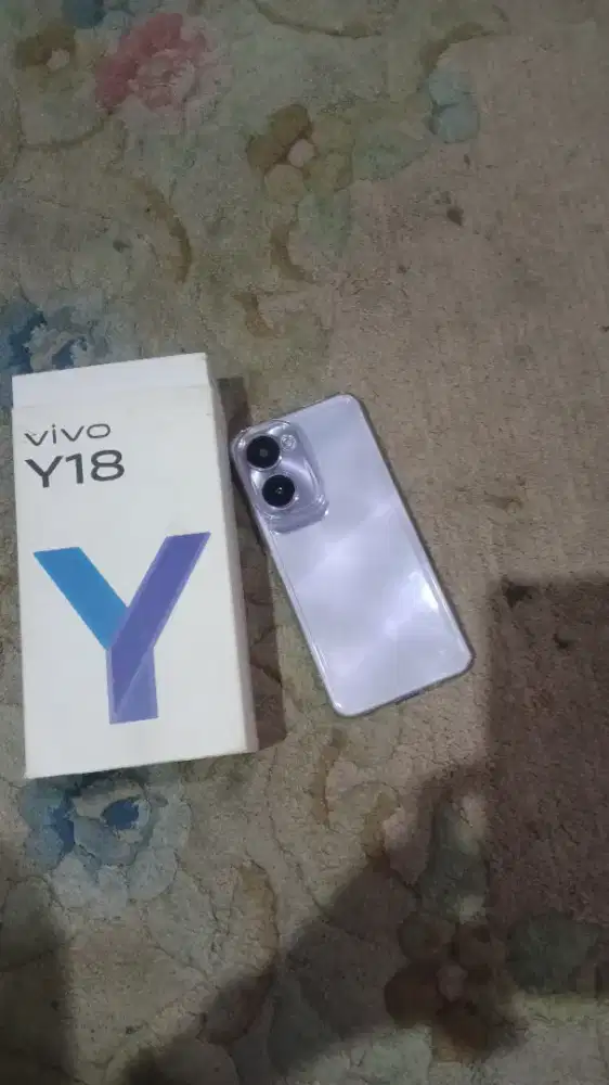 Jual HP bekas vivo y18