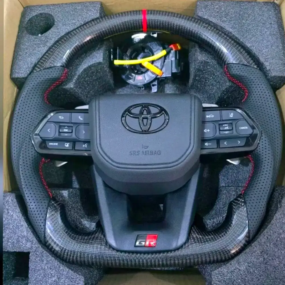 Steering Wheel LC300 Carbon Flat Bottom With Paddle Shift.