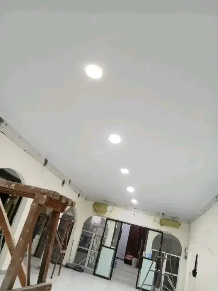 TukanG perbaikan plafon..dak rembes cat rmh
