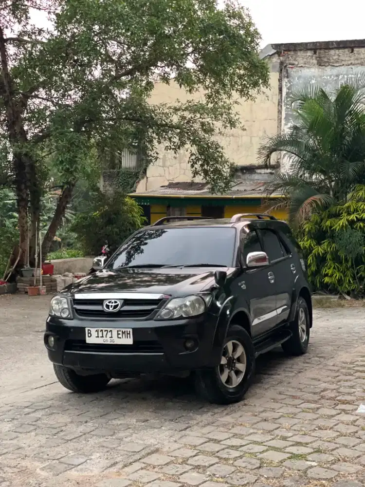 Fortuner G Luxury 2006 Matic Bensin