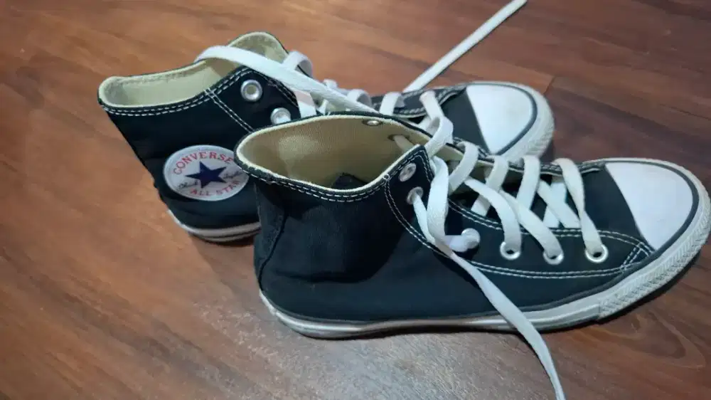 Sepatu converse original