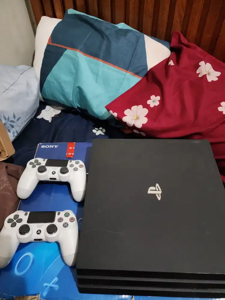 PS4 Pro 1 TB Black Original