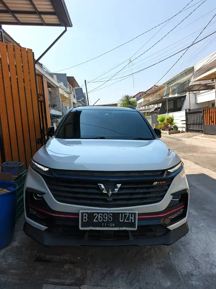 Wuling almaz tipe tertinggi, fitur canggih, sanroof aktif