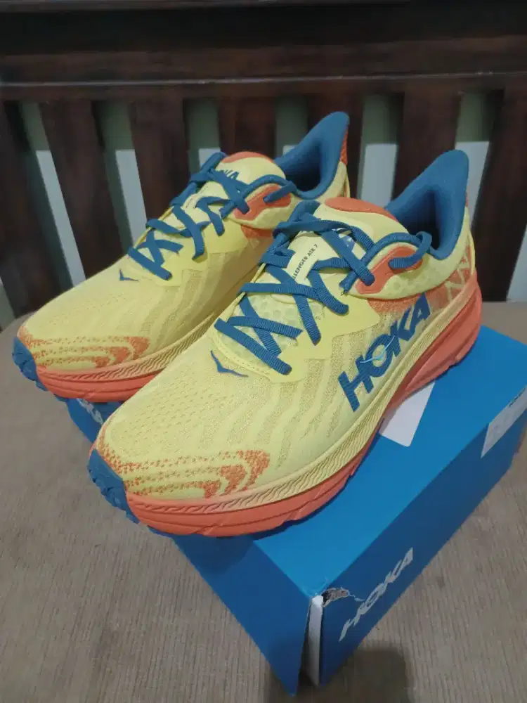 Sepatu Hoka Challenger ATR 7 Trail Running Original