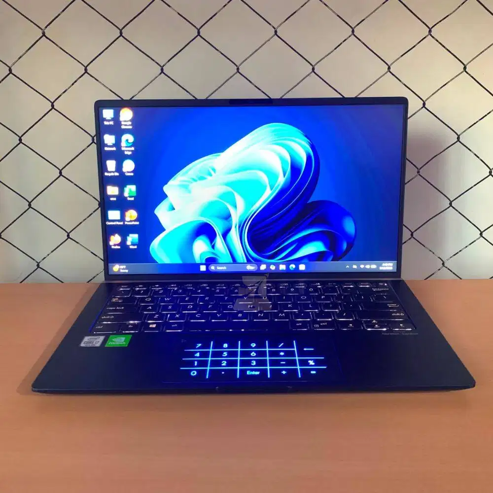 ASUS ZenBook UX434FLC / i7-10510U / RAM 16GB / SSD 1TB / NVIDIA MX250