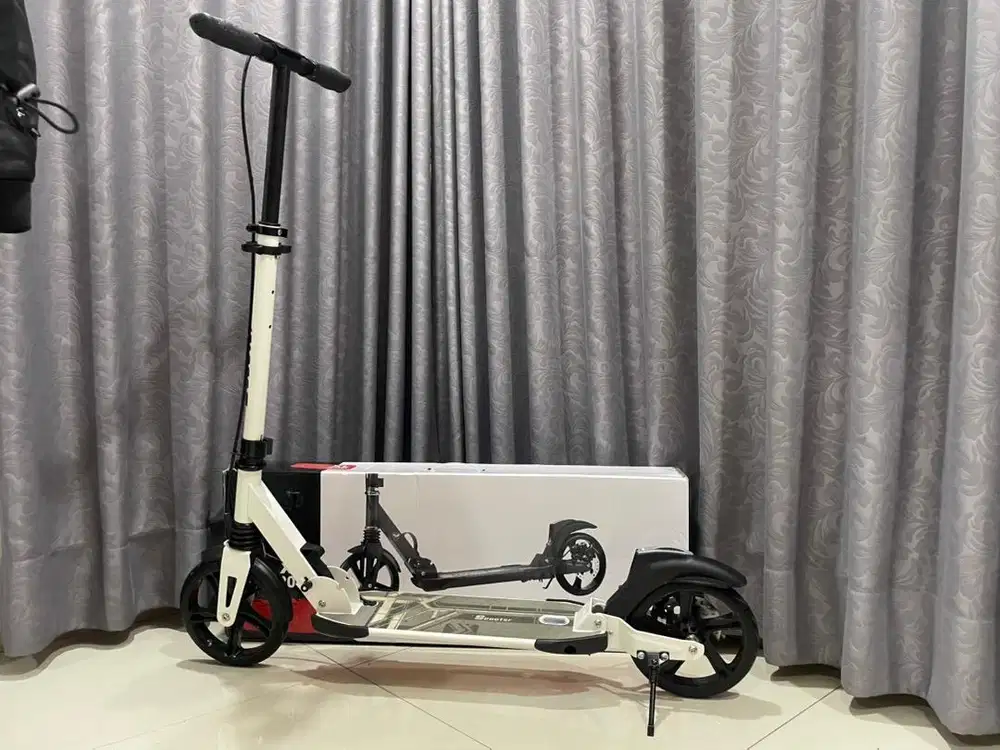 Otopet scooter exotic et-hb325 , sudah rem cakram dan double shock