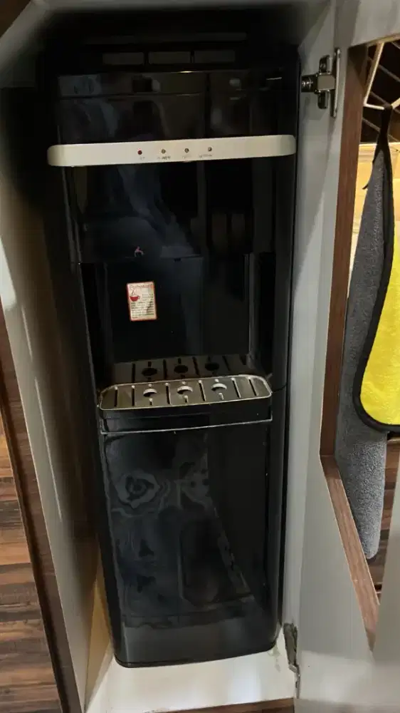 Dispenser Modena Rusak