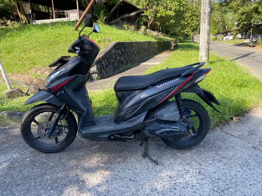 Vario Agnes 110 Hitam 2016