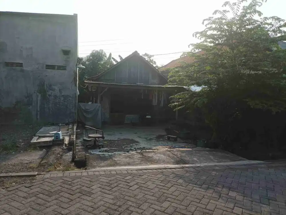 Jual Tanah ada bangunan Rumah Lama di Tlogoh bedah Bangkingan Lakarsantri Surabaya