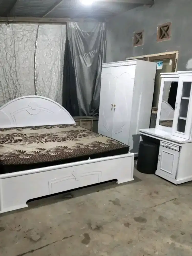Kasur lemari meja ria