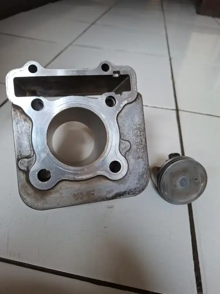 Second Blok Mesin dan Piston Mio M3