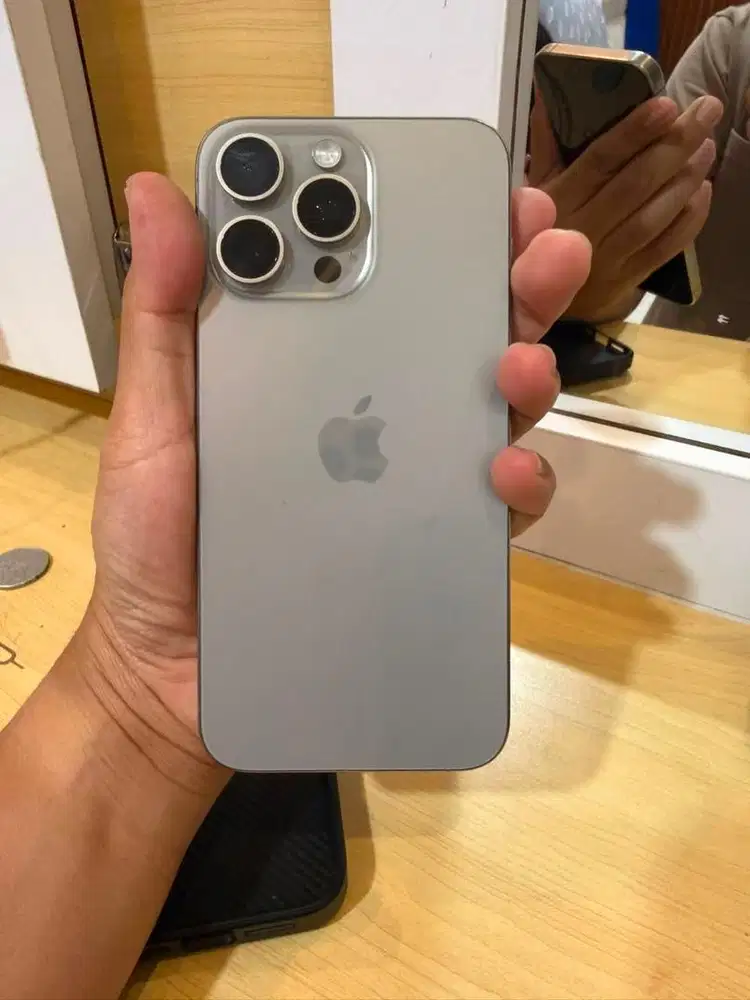 Iphone 15 pro max 512 ibox