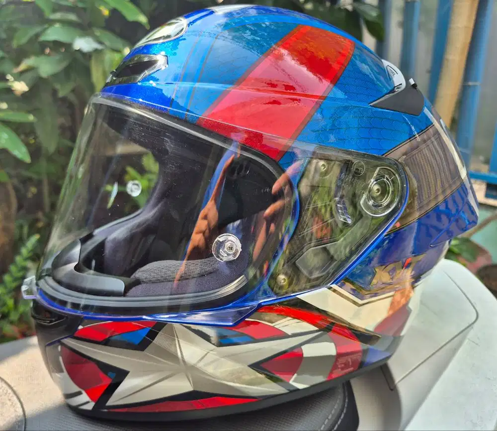KYT TT COURSE SPECIAL EDITION CAPTAIN AMERICA
