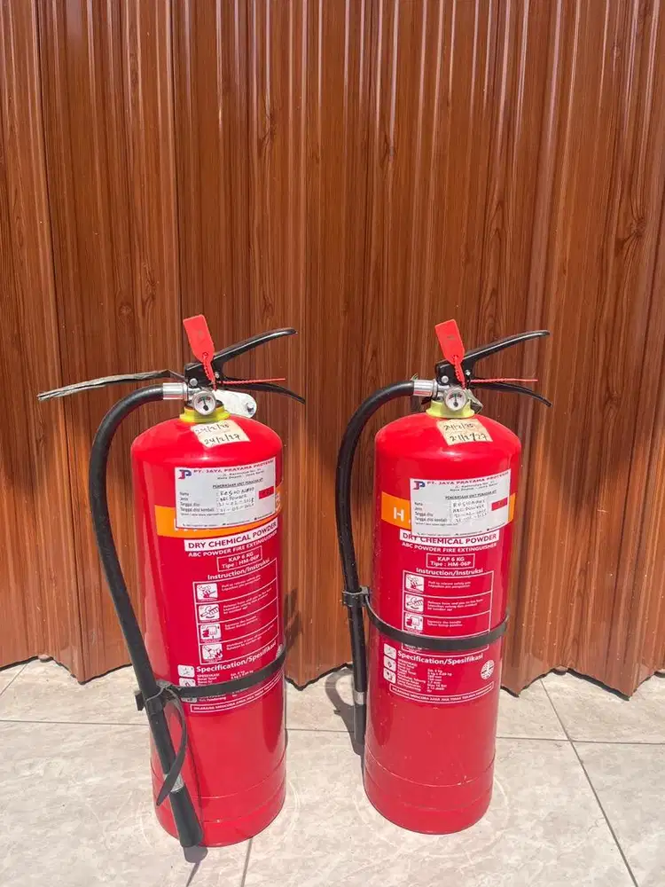 2 pcs apar 6kg beserta isinya