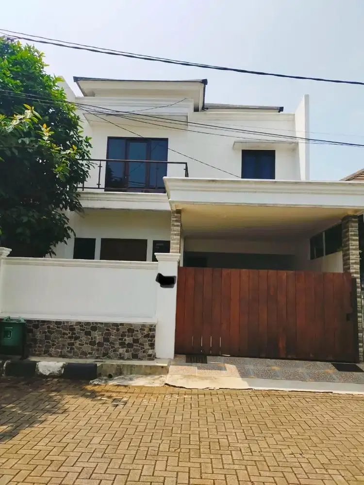 Dijual Rumah 2 Lantai Murah di Bukit Cimanggu City