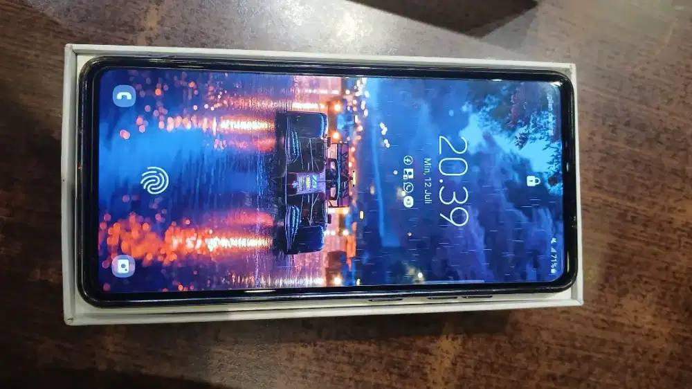 Jual HP Samsung S20 fe 8/128gb Navy