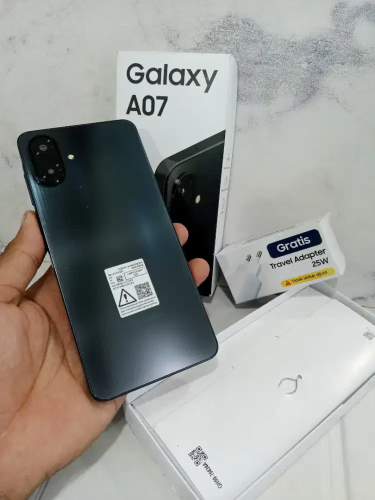 Samsung galaxy A07 ram8/256 lengkap mulus garansi panjang