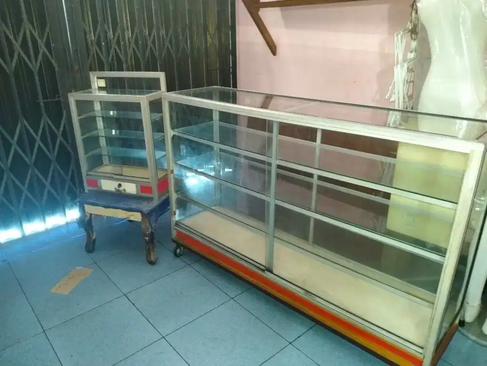 DIJUAL 2 STELENG