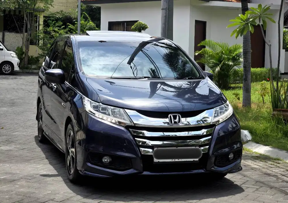 Honda Odyssey 2.4 Absolute Plus Prestige 2014