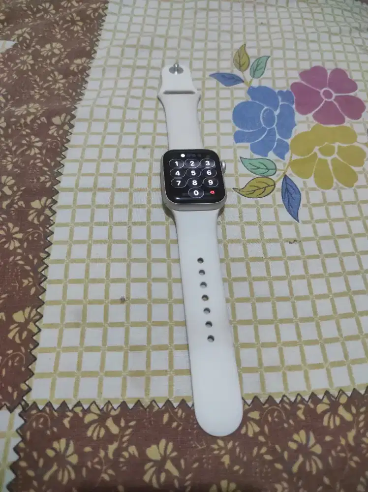 Jual apple Watch SE (gen 2)