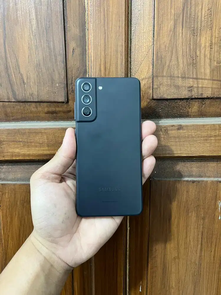 Samsung S21 FE 5G 8/256gb SEIN