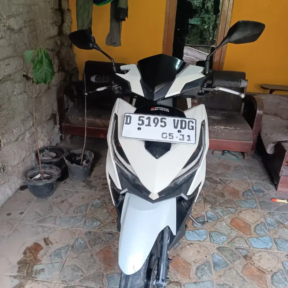 Vario 150 led old