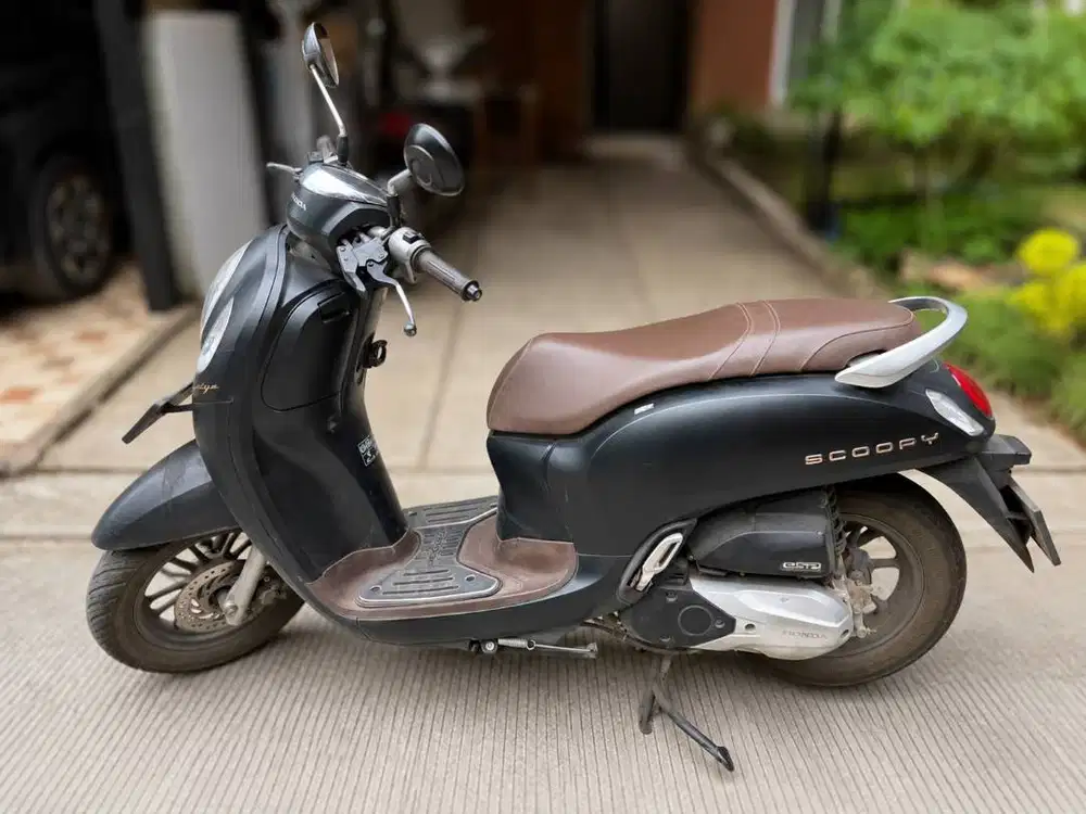 Jual Motor Honda Scoopy tahun 2024 pemakaian pribadi warna hijau