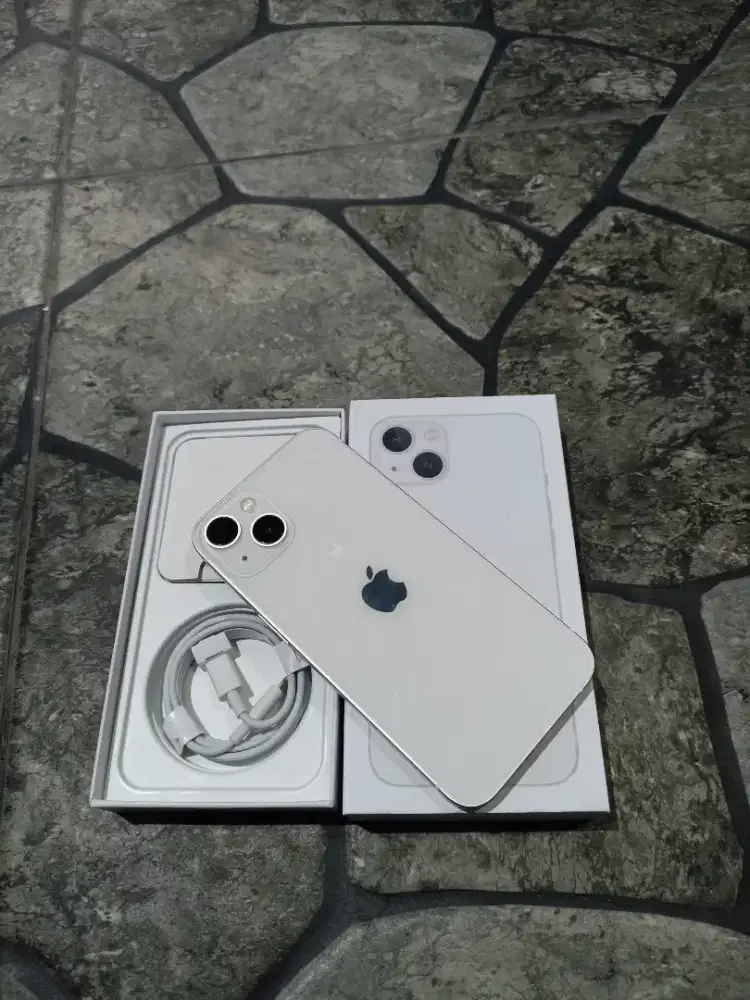iPhone 13 bassic 128GB