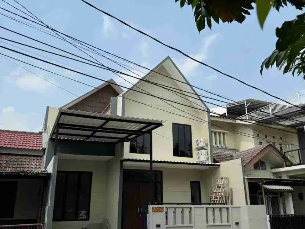 Rumah Dijual Di Nusaloka BSD (HRB200/GLB)