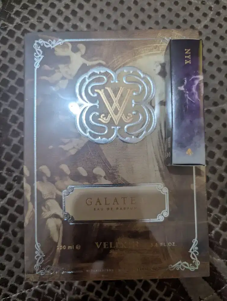 Galatea + vial nyx
