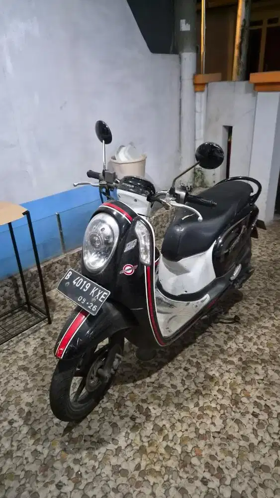 DIJUAL MOTOR SCOOPY